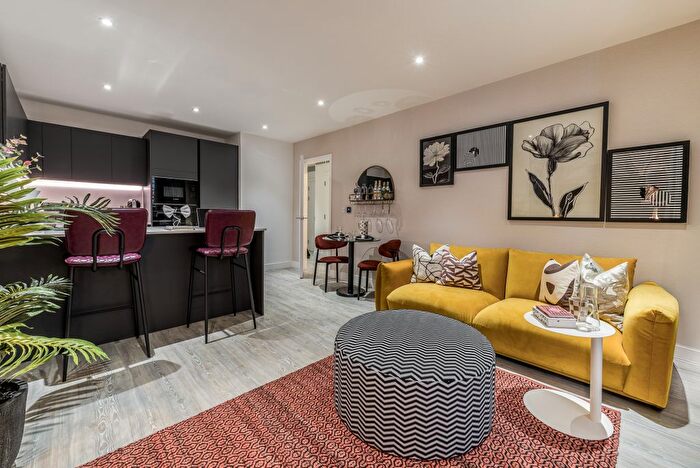 1 Bedroom Flat For Sale In Dagenham Green, Kent Avenue, Dagenham, RM9