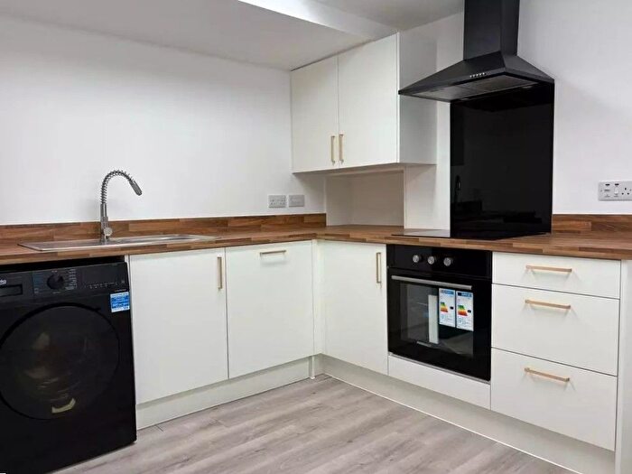 2 Bedroom Flat To Rent In Mill Street, Cannock, WS11