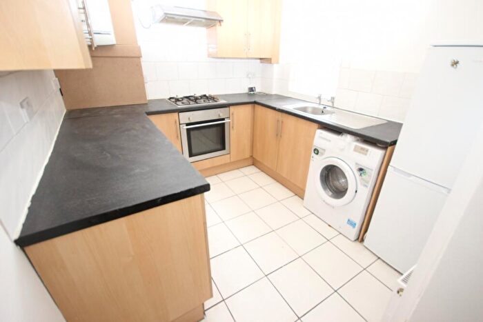 4 Bedroom Terraced House To Rent In Empress Road, L7