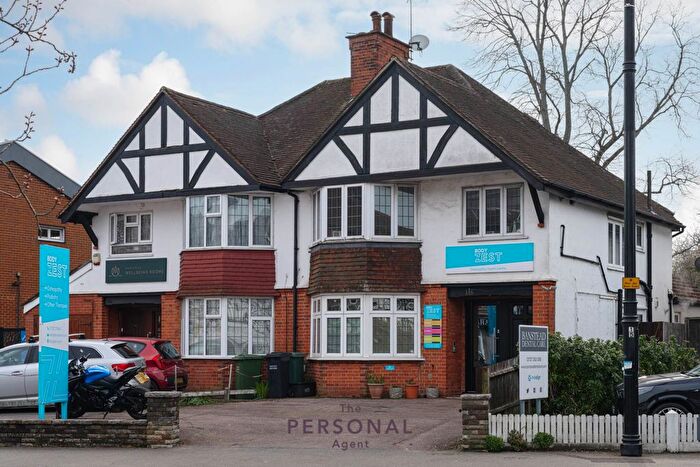 1 Bedroom Flat To Rent In Banstead, Epsom, SM7