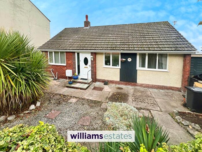 3 Bedroom Bungalow For Sale In Holway Road, Holywell, CH8