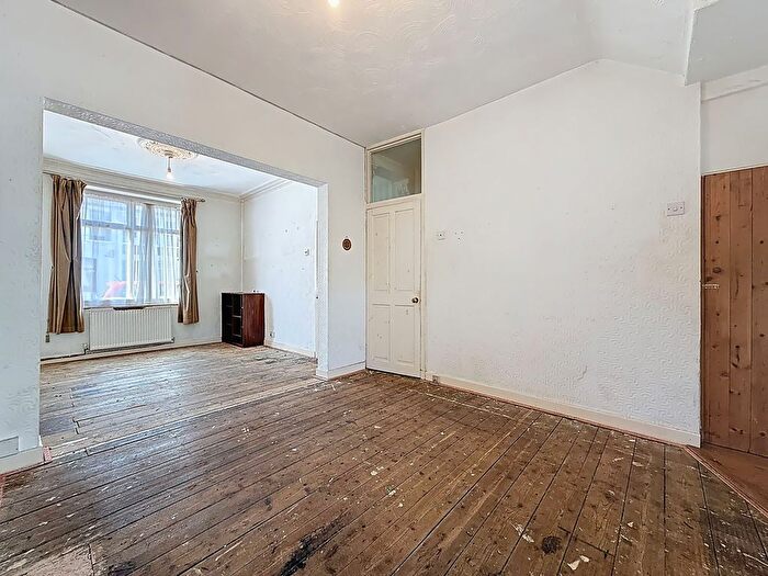 2 Bedroom Terraced House For Sale In Arabella Street, Cardiff, CF24