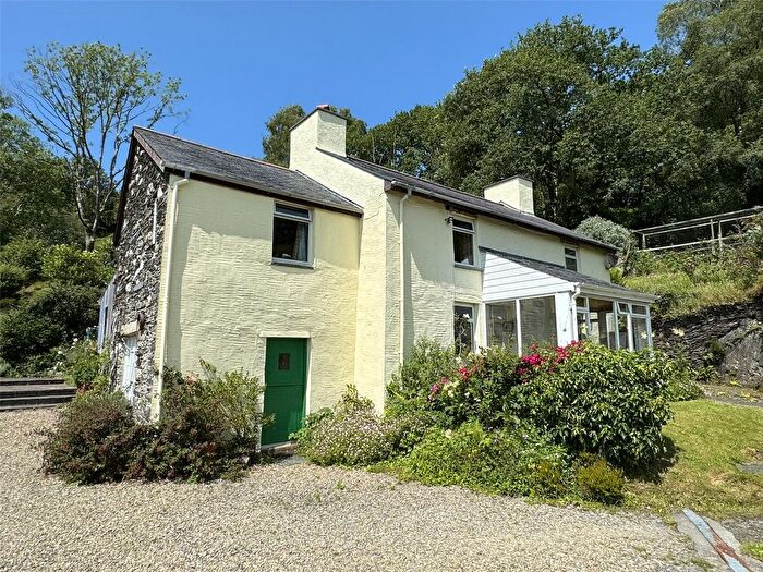 3 Bedroom Detached House For Sale In Machynlleth, Gwynedd, SY20