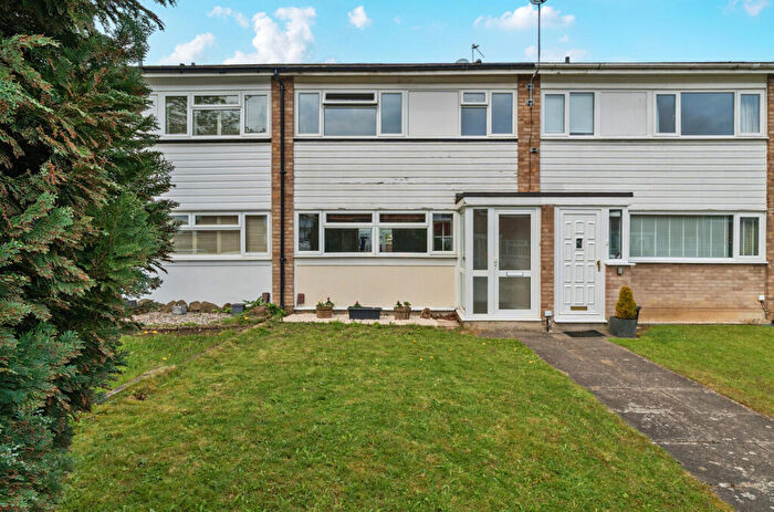 3 Bedroom Terraced House For Sale In Woodcote Drive, Orpington, BR6