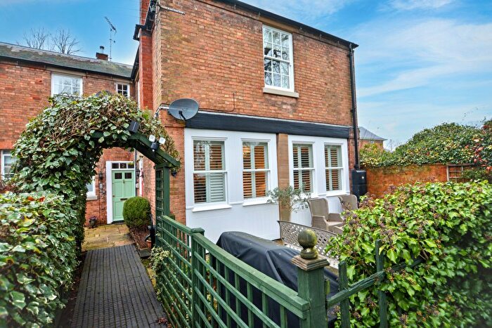 2 Bedroom Flat For Sale In Hill House Lodge, Burgage Lane, Southwell, NG25