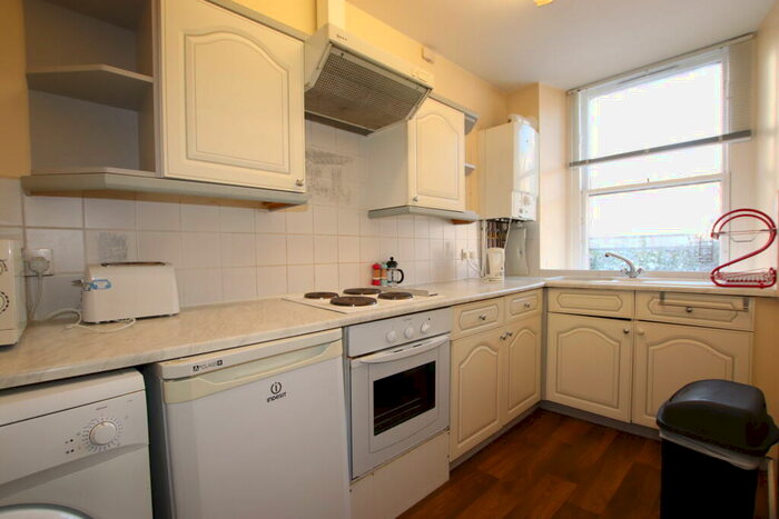 2 Bedroom Flat To Rent In Dudhope Street, City Centre, DD1