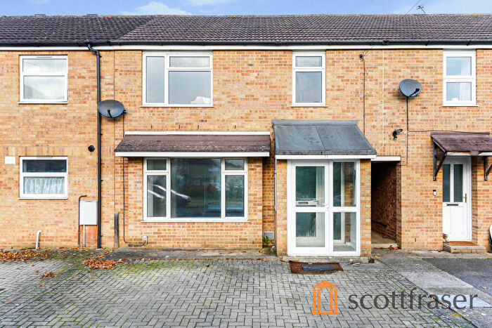 3 Bedroom Terraced House To Rent In Fieldside, Abingdon, OX14