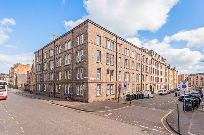 1 Bedroom Flat For Sale In / Bothwell House, Bothwell Street, Edinburgh, EH7