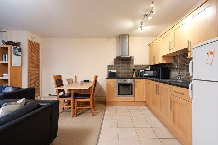 1 Bedroom Apartment For Sale In Apsley Road | Clifton, BS8