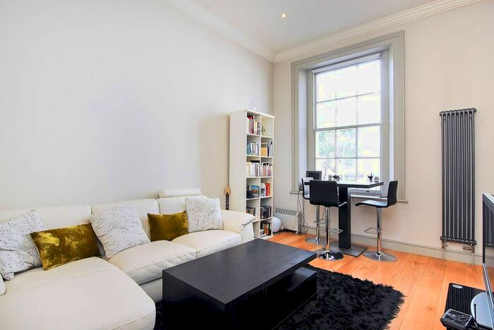 1 Bedroom Flat To Rent In Old Brompton Road, South Kensington, London, SW7