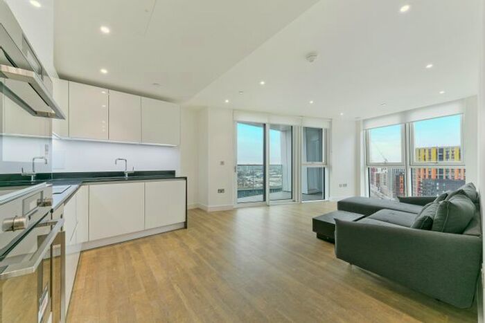 1 Bedroom Flat To Rent In Gladwin Tower, Nine Elms Point, Nine Elms, SW8