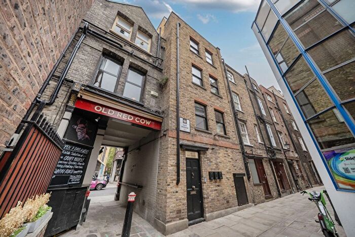 Studio To Rent In East Passage, Farringdon, London, EC1A