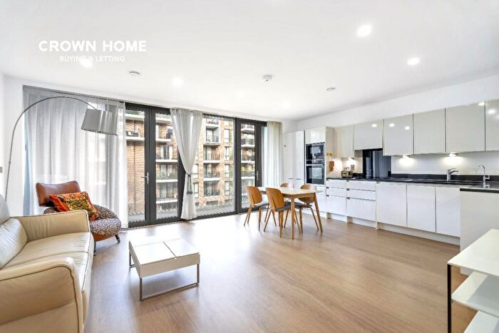 2 Bedroom Apartment For Sale In Kilburn Park Road, Kilburn, NW6