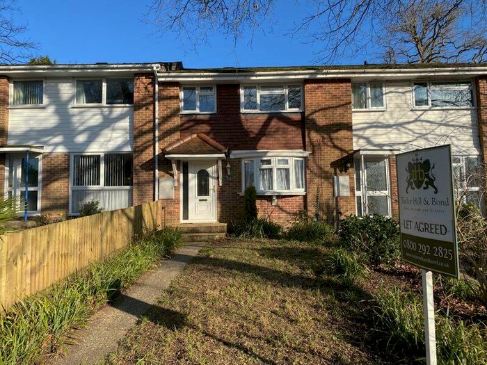 3 Bedroom Terraced House To Rent In Melville Close, Lordswood, Southampton, SO16