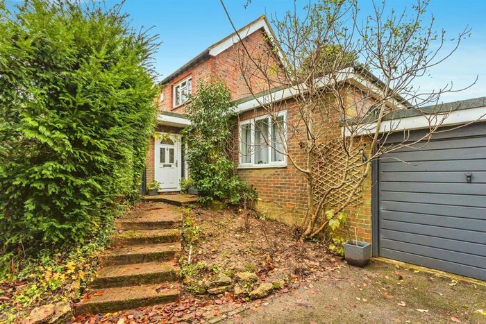 4 Bedroom Semi-Detached House For Sale In Fairwarp, Uckfield, TN22