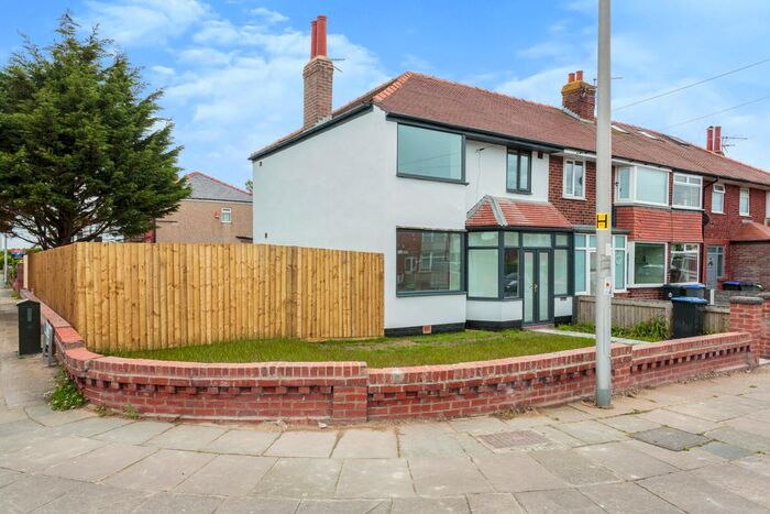 3 Bedroom End Of Terrace House To Rent In Penrose Avenue, Blackpool, Lancashire, FY4