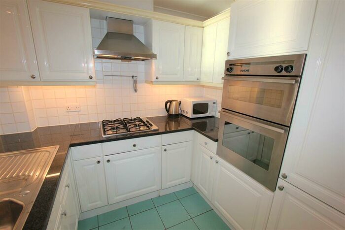 2 Bedroom Apartment To Rent In Capital Wharf, Wapping, London, E1W