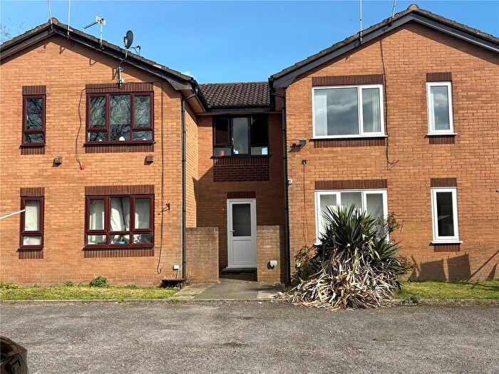 1 Bedroom Flat For Sale In Littleton Close, Warrington, Cheshire, WA5