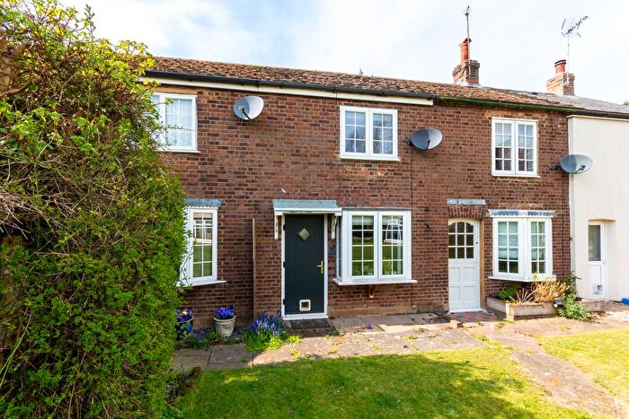 1 Bedroom Terraced House For Sale In Studham Lane, Dagnall, Berkhamsted, HP4