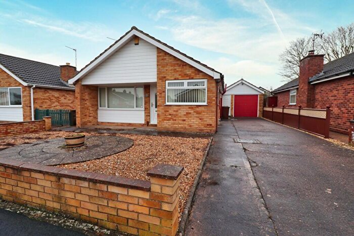 2 Bedroom Detached Bungalow For Sale In Carral Close, Lincoln, LN5