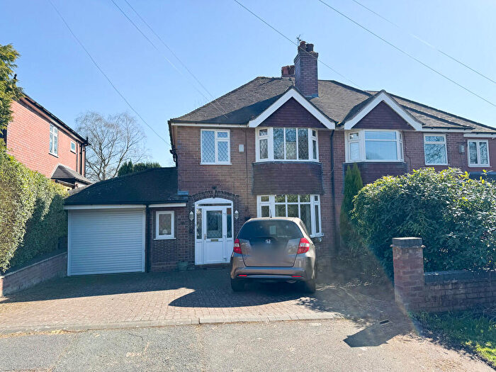 3 Bedroom Semi-Detached House For Sale In Sandon Avenue, Newcastle-under-Lyme, ST5