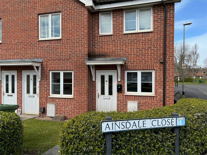 2 Bedroom Flat To Rent In Ainsdale Close, Fernwood, Newark, Nottinghamshire., NG24