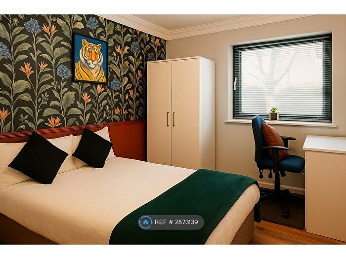 2 Bedroom Flat To Rent In The Reach, Liverpool, L3