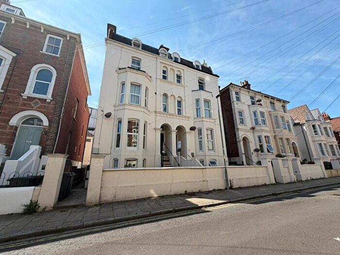 2 Bedroom Flat To Rent In Shaftesbury Road, Southsea, PO5