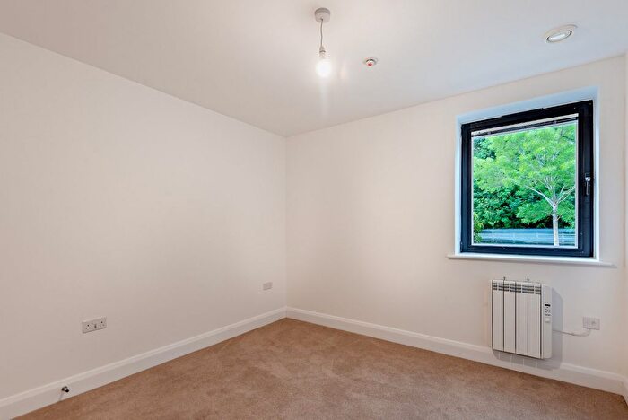 1 Bedroom Flat To Rent In Pagasus Way, Haddenham, HP17