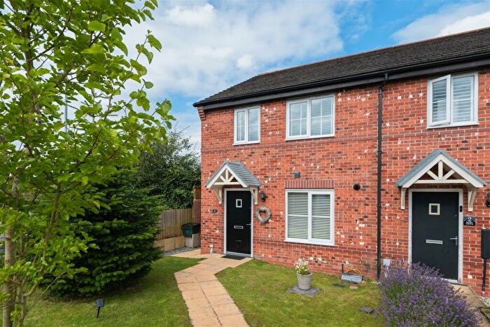 3 Bedroom End Of Terrace House For Sale In Dairy Grove, Tarporley, CW6