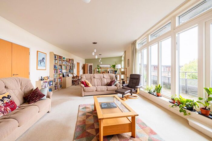 3 Bedroom Flat For Sale In Redland Court Road, Redland, BS6