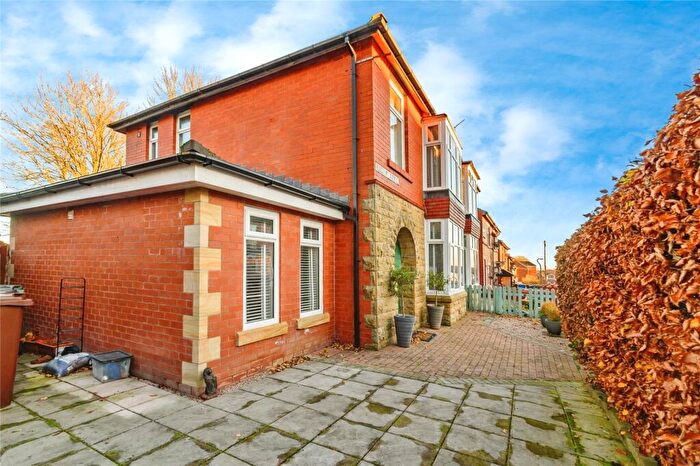 3 Bedroom Semi-Detached House For Sale In Ryecroft Avenue, Tottington, Bury, Greater Manchester, BL8