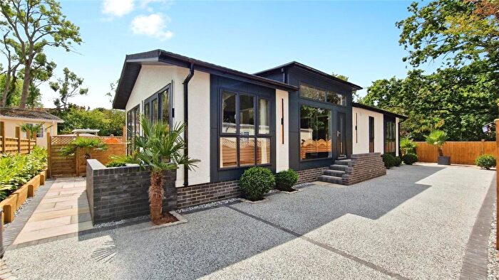 2 Bedroom Bungalow For Sale In Hermitage Park, Warfield, Bracknell, Berkshire, RG42