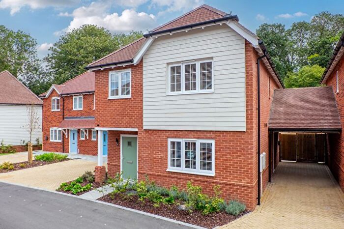 4 Bedroom Detached House For Sale In Old Holt Close, Fawkham Road, Fawkham, DA3