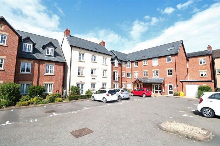 1 Bedroom Flat For Sale In Daffodil Court, Newent, GL18