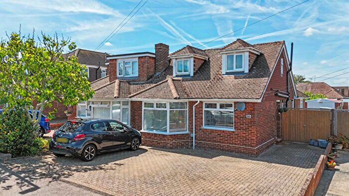 3 Bedroom Semi-Detached House For Sale In Roseleigh Road, Sittingbourne, Kent, ME10