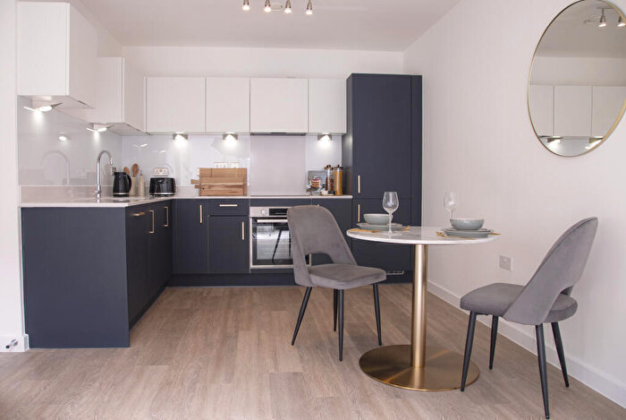 1 Bedroom Apartment To Rent In Old Market Place, Farnham, Surrey, GU9