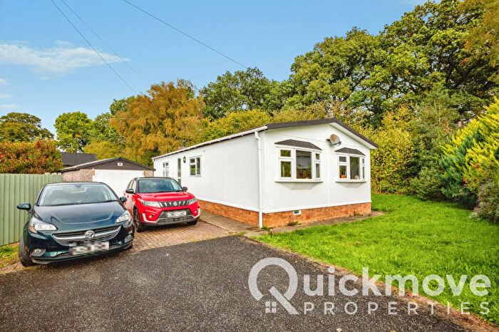 2 Bedroom Park Home For Sale In Builth Wells, Wales, LD2