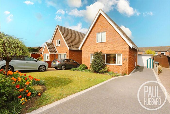 2 Bedroom Detached House For Sale In Stobart Close, Beccles, NR34