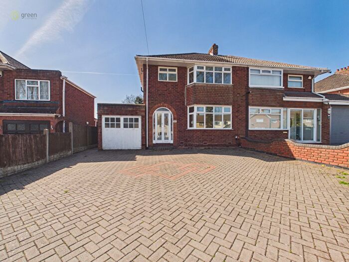 3 Bedroom Semi Detached House For Sale In Reddicap Heath Road, Sutton Coldfield, B75