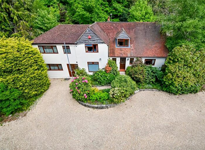 6 Bedroom Detached House For Sale In Frimley Road, Ash Vale, Surrey, GU12