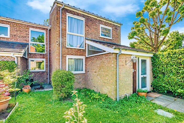 3 Bedroom House To Rent In Linton Glade, Selsdon, Croydon, CR0
