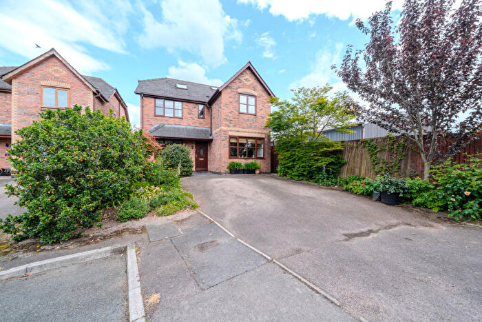 5 Bedroom Detached House For Sale In Cwrt Morgan, Caerwent, NP26