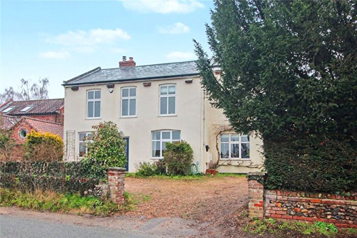 5 Bedroom Detached House For Sale In Norwich Road, Stoke Holy Cross, Norwich, Norfolk, NR14