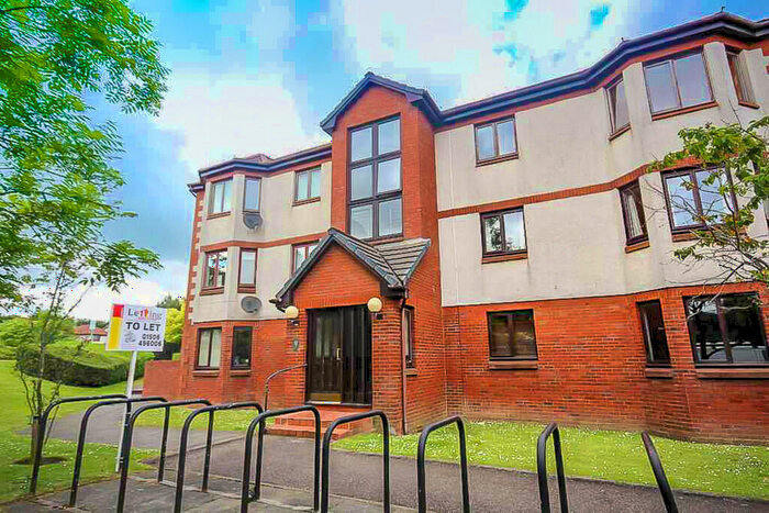 2 Bedroom Apartment To Rent In Waverley Crescent, Livingston, EH54