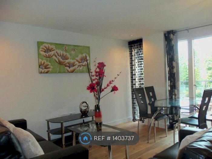 2 Bedroom Flat To Rent In Seren Park, London, SE3