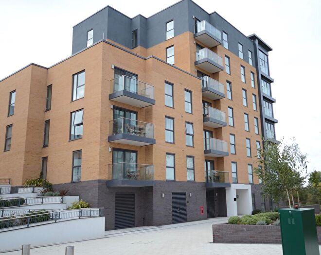 1 Bedroom Apartment To Rent In Padworth Avenue, Reading, RG2