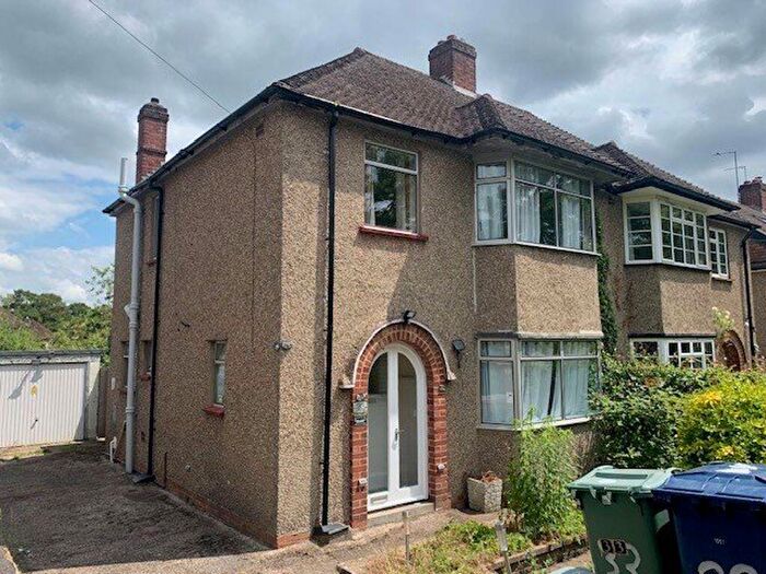 4 Bedroom House To Rent In Franklin Road, OX3