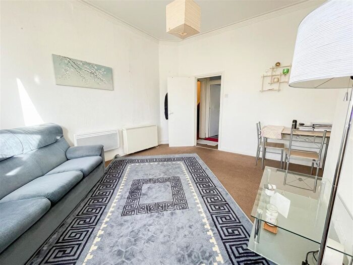 1 Bedroom Flat To Rent In Kenilworth Road, St Leonards On Sea, TN38