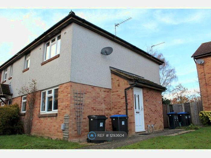 1 Bedroom Semi-Detached House To Rent In Wych Hill Park, Woking GU22